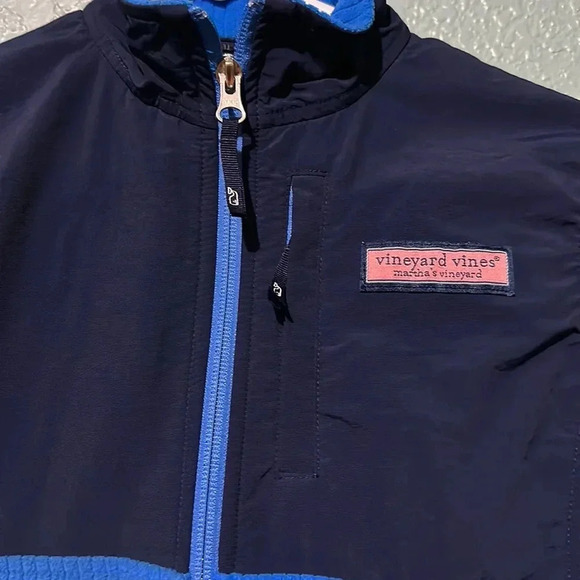 Vineyard Vines navy/blue women’s vest size M (runs small)😊 - Picture 3 of 10